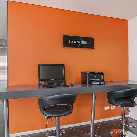 Abode Tuggeranong Aparthotel Canberra Bagian luar foto
