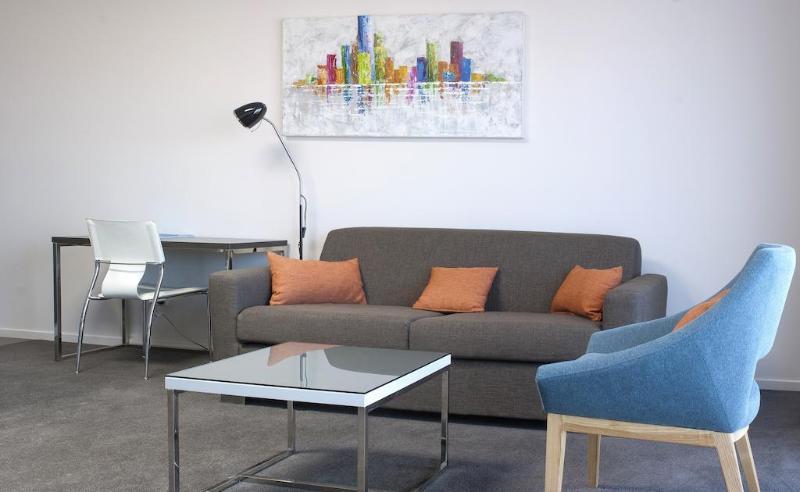 Abode Tuggeranong Aparthotel Canberra Bagian luar foto